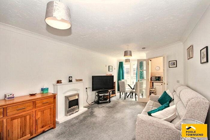 1 Bedroom Flat For Sale In Blackhall Croft, Kendal, LA9