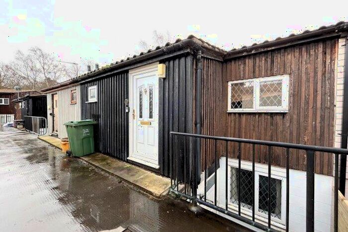 3 Bedroom Property To Rent In Whitcroft, Basildon, SS16