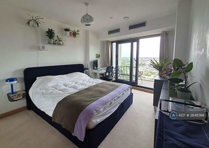 1 Bedroom Flat To Rent In River Heights, London, E15