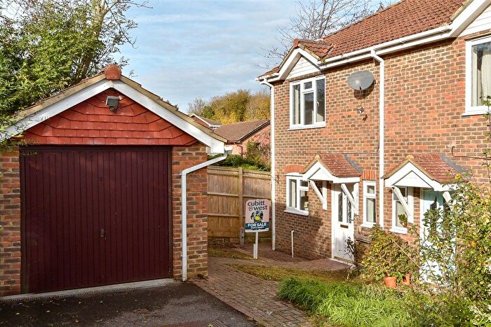 3 Bedroom Semi Detached House For Sale In Telscombe Close, Peacehaven, East Sussex, BN10