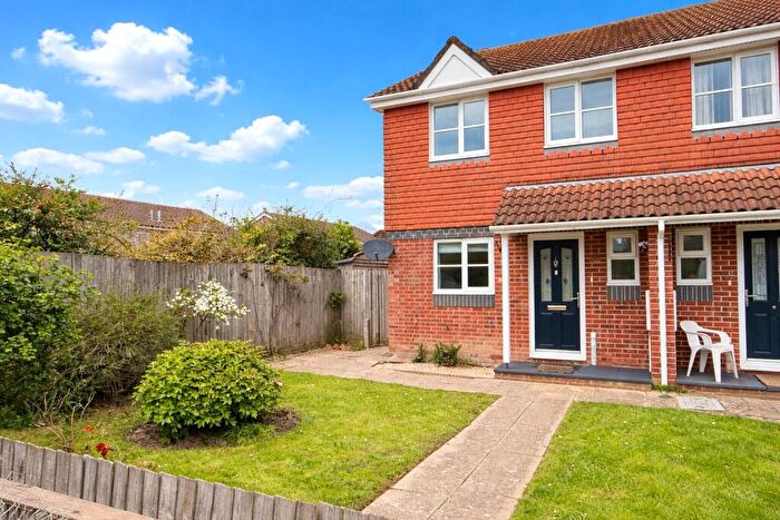 3 Bedroom Semi-Detached House To Rent In Moray Walk, Hailsham, East Sussex, BN27