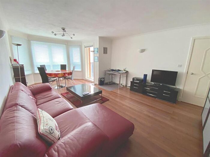 1 Bedroom Apartment To Rent In Hera Court, Homer Drive, London, E14