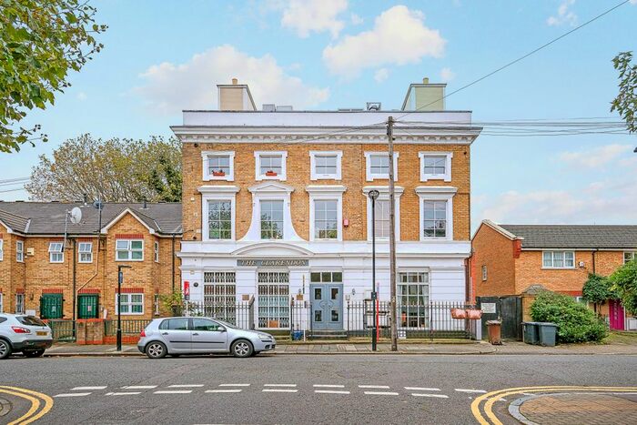 2 Bedroom Flat To Rent In Balcorne Street, London, E9