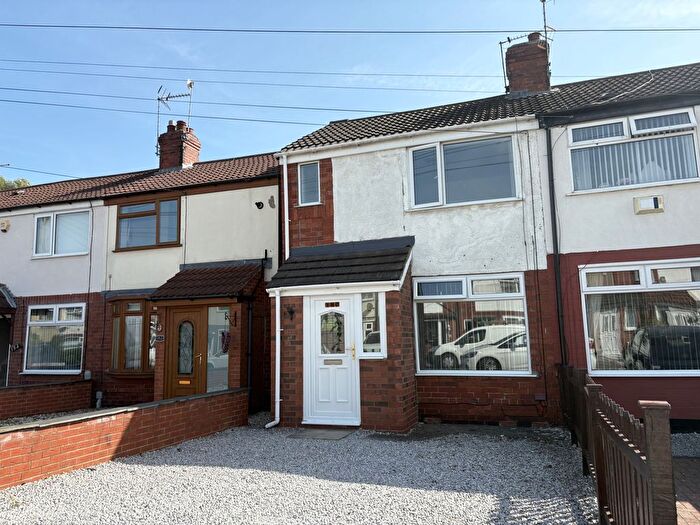 End Of Terrace House To Rent In Roslyn Road, Hull, HU3