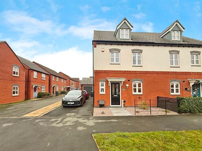 4 Bedroom Semi-Detached House For Sale In Chadburn Road, Linby, Nottingham, NG15