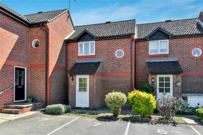 1 Bedroom Terraced House To Rent In Hawkenbury Mead, Tunbridge Wells, TN2