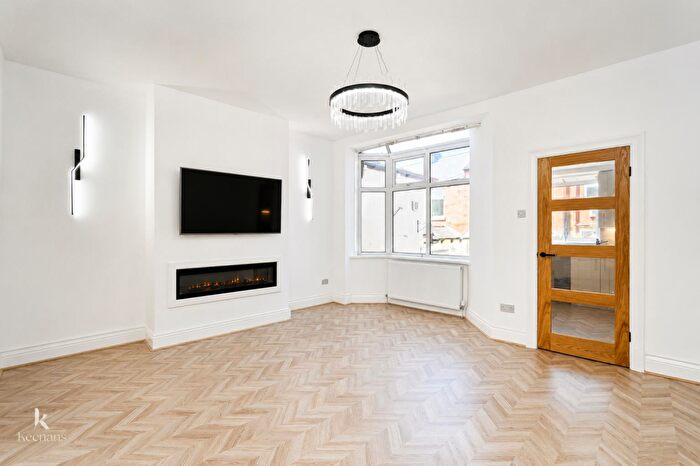 3 Bedroom Terraced House For Sale In Beatrice Avenue, Burnley, BB12