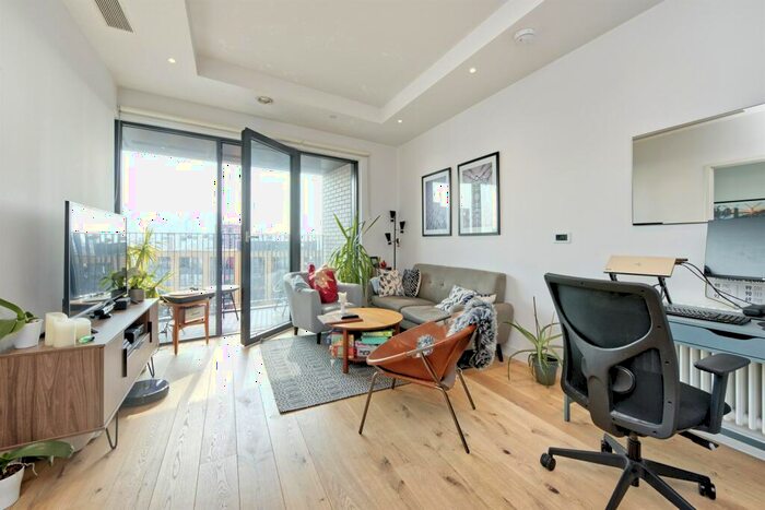 1 Bedroom Property To Rent In Corson House, E14