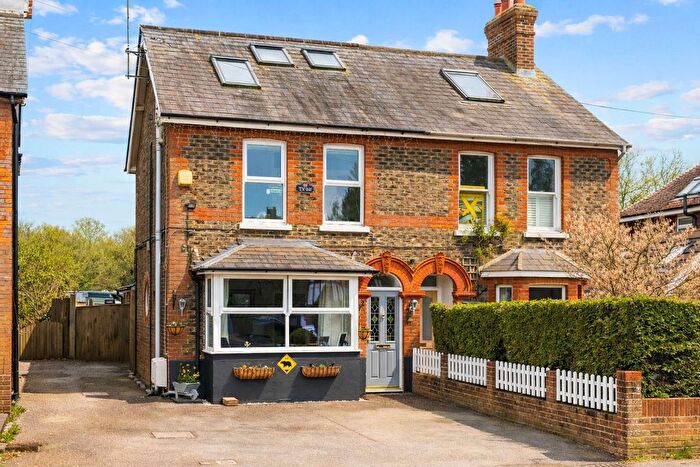 3 Bedroom Semi-Detached House For Sale In Green Road, Wivelsfield Green, RH17