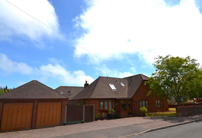 4 Bedroom Detached Bungalow For Sale In Kingsdown, Deal, CT14