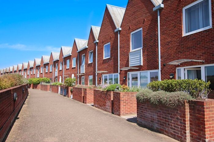 1 Bedroom Duplex For Sale In Ainslie Place, Lymington, SO41