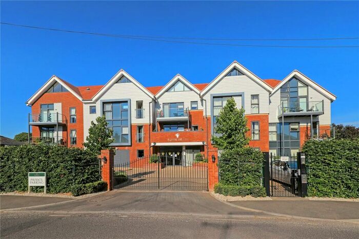 1 Bedroom Apartment To Rent In Duttons Road, Romsey, Hampshire, SO51