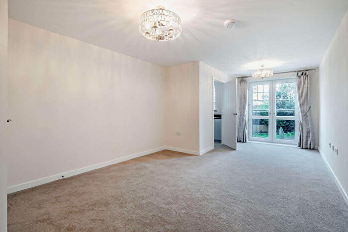 1 Bedroom Retirement Property To Rent In Hooton Road, Willaston, Cheshire, CH64