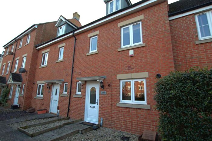 4 Bedroom Terraced House To Rent In Thursday Street, Swindon, SN25
