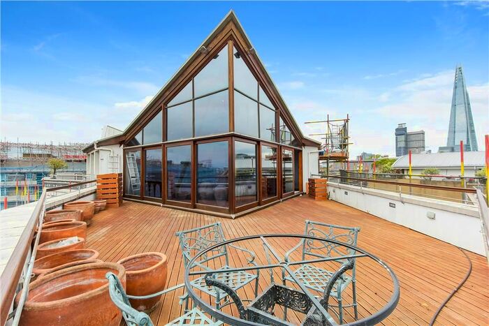 3 Bedroom Property To Rent In The Penthouse, The Triangle, Three Oak Lane, London, SE1