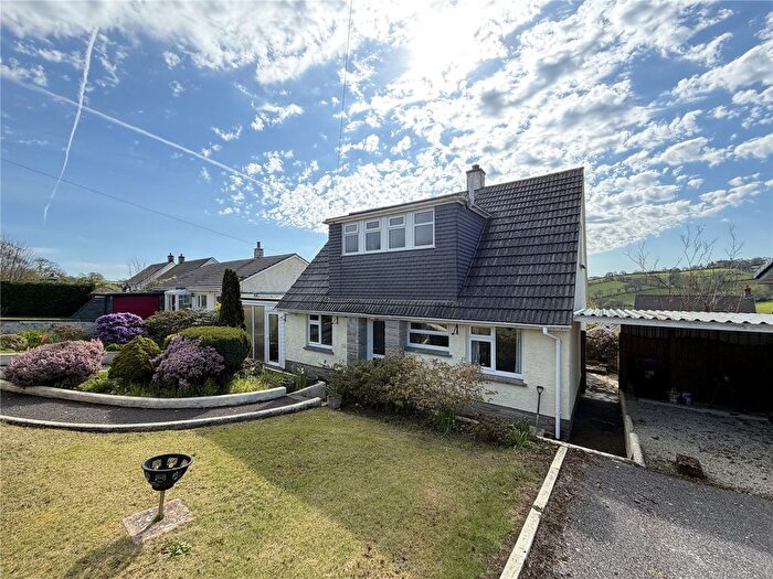 3 Bedroom Detached House For Sale In Hollies Road, Launceston, Cornwall, PL15