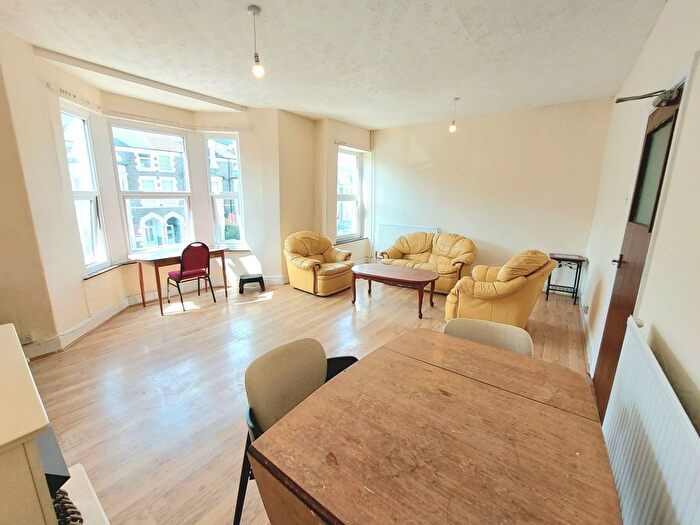 2 Bedroom Flat To Rent In Colum Road, Cardiff, CF10