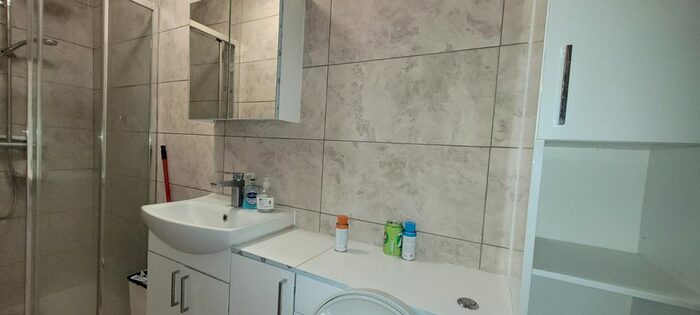 1 Bedroom Flat To Rent In St. Marys Road, Ilford, IG1