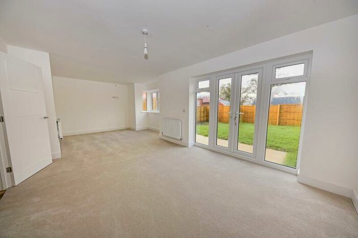 4 Bedroom Detached House To Rent In Merritt Way, Catherington Park, PO8