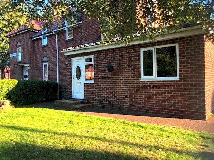 3 Bedroom SemiDetached House For Sale In Two Ball Lonnen, Fenham, Newcastle Upon Tyne, NE4 3 Bedroom SemiDetached House For Sale In Two Ball Lonnen, Fenham, Newcastle Upon Tyne, NE4