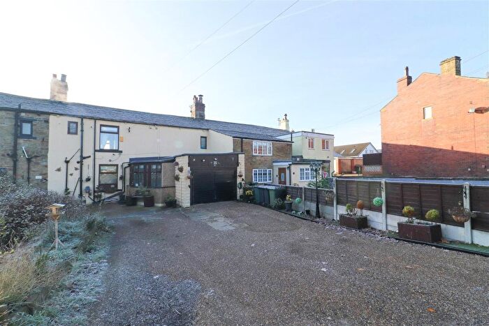 3 Bedroom Terraced House For Sale In Ossett Lane, Dewsbury, WF12