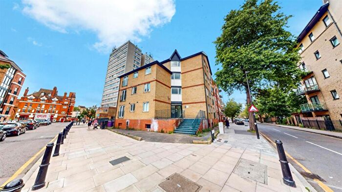 1 Bedroom Apartment To Rent In Astra Apartments, Globe Road, Bethnal Green, E2