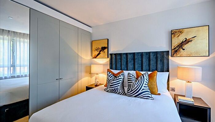 1 Bedroom Flat To Rent In Edgware Road, London, W2