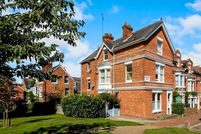 2 Bedroom Apartment To Rent In Meadow Hill Road, Tunbridge Wells, Kent, TN1