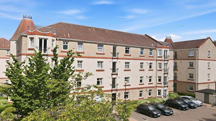 2 Bedroom Flat For Sale In Flat, , Sinclair Place, Gorgie, Edinburgh, EH11