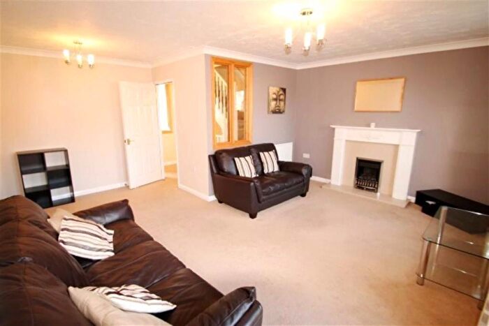 3 Bedroom Terraced House To Rent In City View, Nottingham, Nottinghamshire, NG3