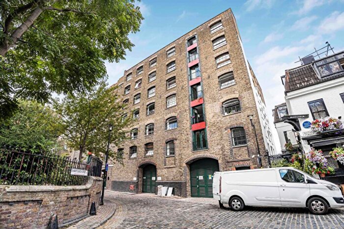 4 Bedroom Flat For Sale In Rotherhithe Street, Surrey Quays, SE16