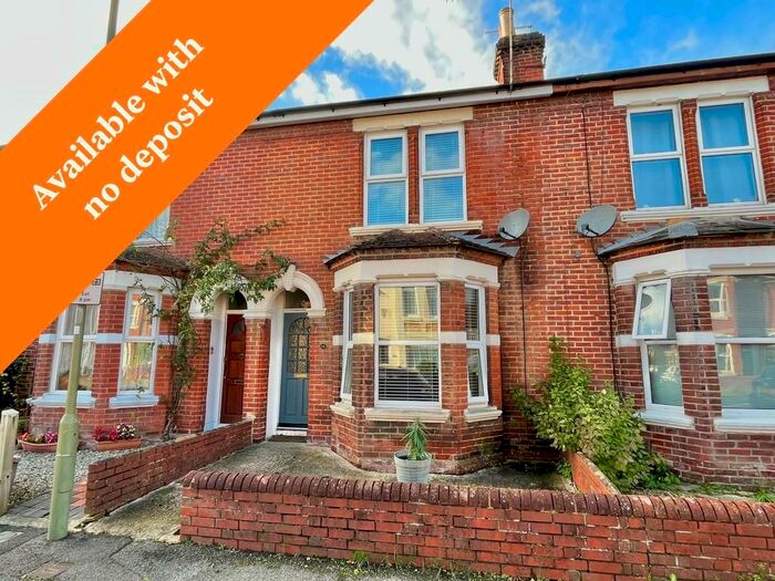 3 Bedroom Terraced House To Rent In Desborough Road, Eastleigh, SO50