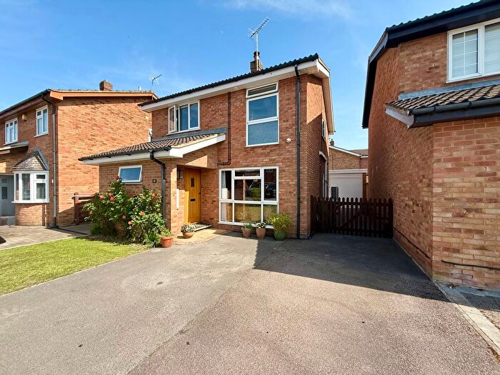 4 Bedroom Detached House For Sale In Rushendon Furlong, Pitstone, LU7