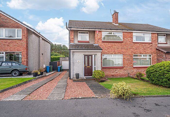 3 Bedroom Semi-Detached House For Sale In Birch Grove, Dunfermline, KY11