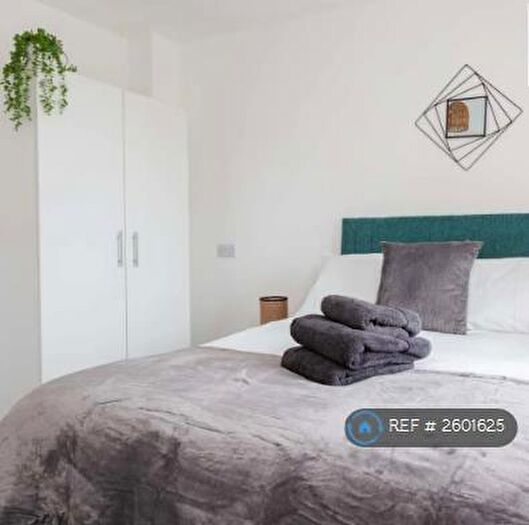 4 Bedroom Terraced House To Rent In Stanley Road, Kirkdale, Liverpool, L5