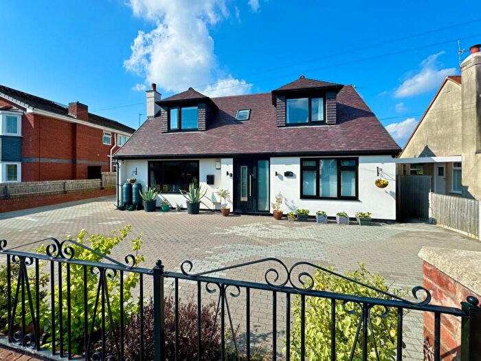 4 Bedroom Detached House For Sale In Cambridge Road, Formby, Liverpool, L37