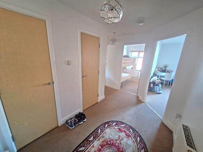 2 Bedroom Apartment To Rent In Main Road, Far Cotton, Northampton, NN4
