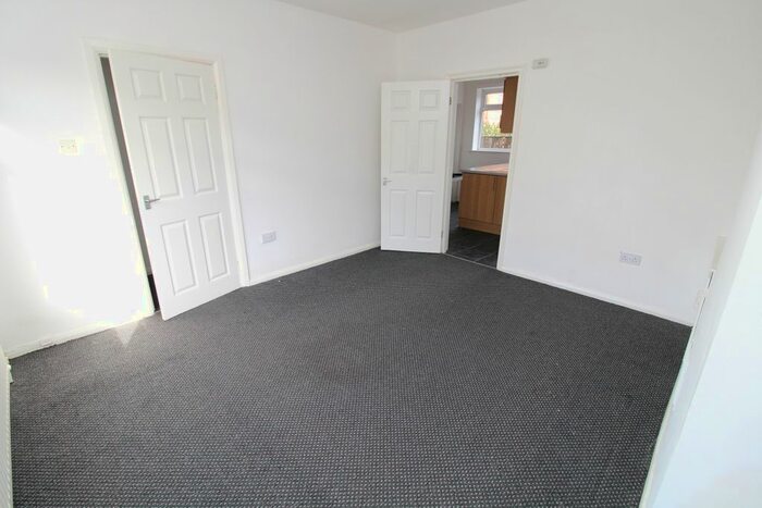 2 Bedroom End Of Terrace House To Rent In Cleadon Street, Newcastle, NE6
