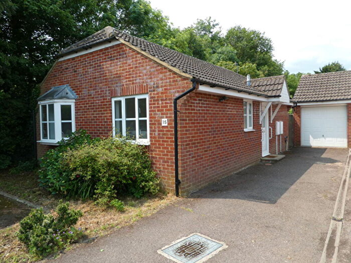 2 Bedroom Detached Bungalow For Sale In Horton Close, Middleton Cheney, Banbury, OX17