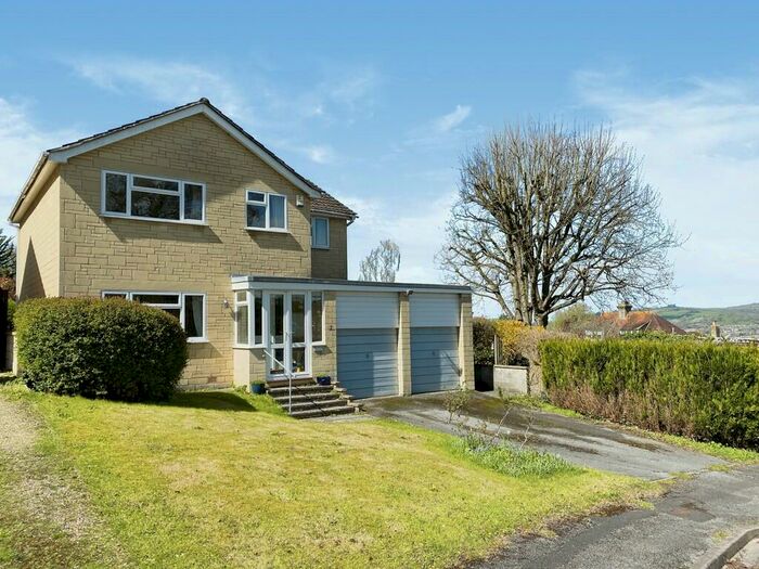 4 Bedroom Detached House To Rent In Englishcombe Way, Bath, BA2