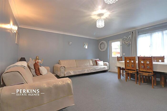 4 Bedroom Property To Rent In Northolt, UB5