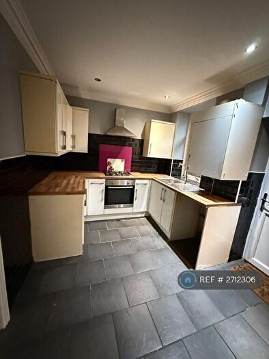 2 Bedroom Terraced House To Rent In Gwernllwyn Terrace, Tylorstown, Ferndale, CF43