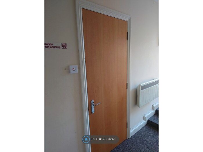 1 Bedroom Flat To Rent In Brown Street, Salisbury, SP1