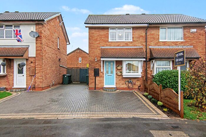 2 Bedroom Semi-Detached House For Sale In Lymore Croft, Coventry, CV2