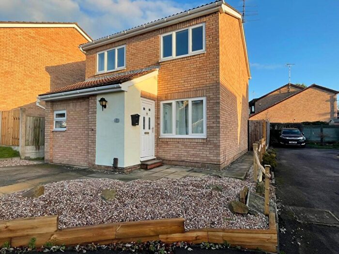 4 Bedroom Detached House To Rent In Barnstaple Close, Oakwood, DE21