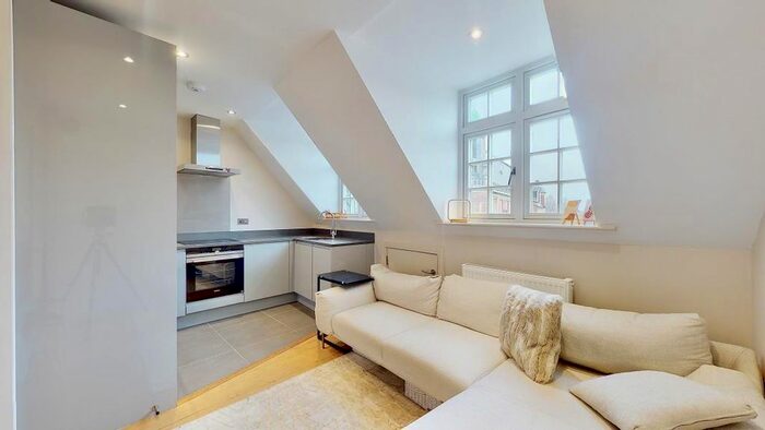 1 Bedroom Flat To Rent In St. Helena Terrace, Riverside, Richmond, TW9