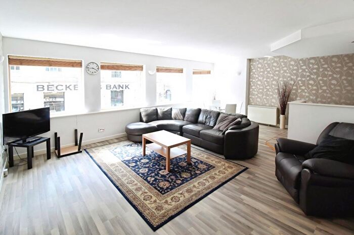 2 Bedroom Flat To Rent In Park Row, Leeds, West Yorkshire, Uk, LS1