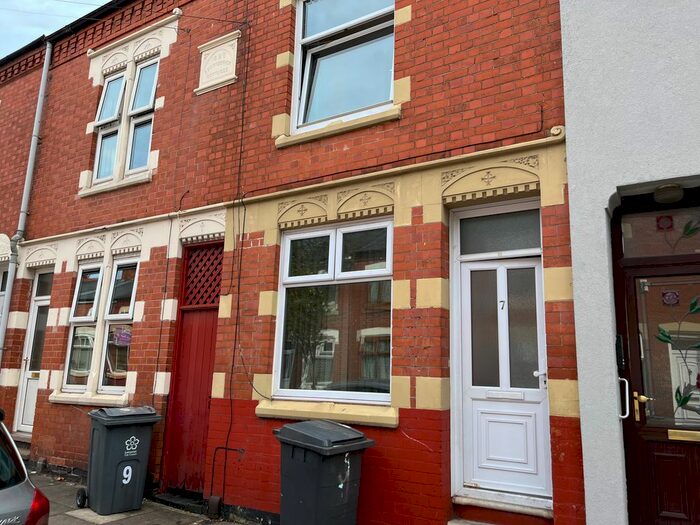 3 Bedroom Terraced House To Rent In Sherrard Road, Hghfields, Leicester, LE5