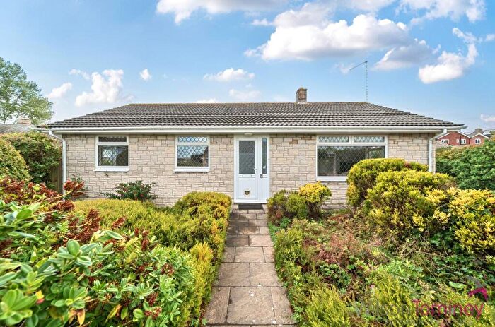3 Bedroom Bungalow For Sale In Hawkesworth Close, Preston, Weymouth, DT3
