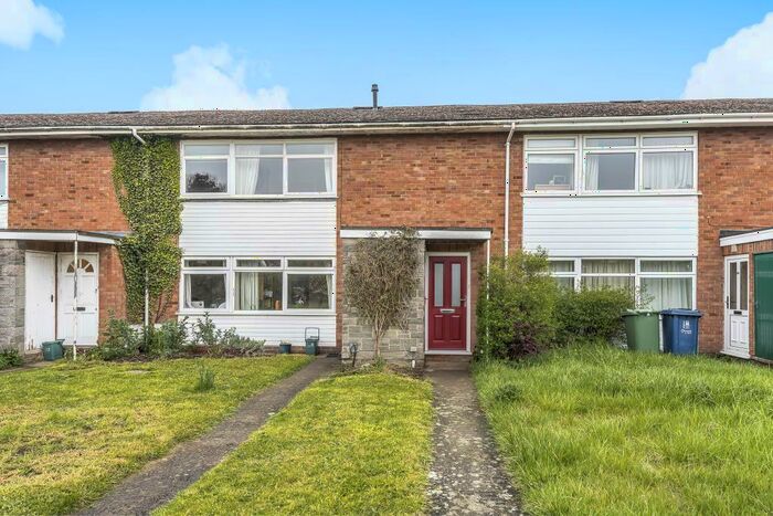 2 Bedroom Maisonette To Rent In Nursery Close, Headington, OX3